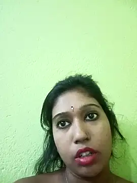 bannerjeesneha20 online show from 05/15/26, 08:27