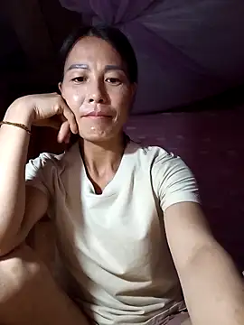 Snapshot of -Numin- chatting on 06/13/26, 02:48 -Numin- online show from 06/13/26, 02:48