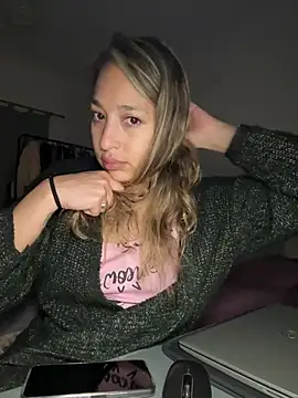 Tamara225x online show from 05/26/26, 05:14