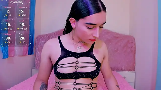 Skarlet Ruiz  online show from 06/12/26, 09:52