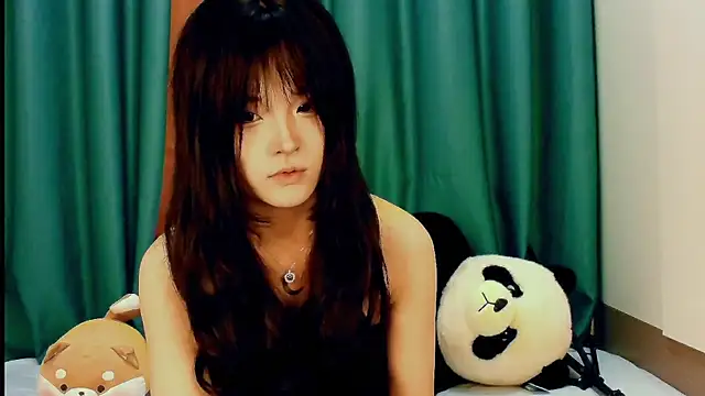 girllong520 online show from 04/14/26, 01:39