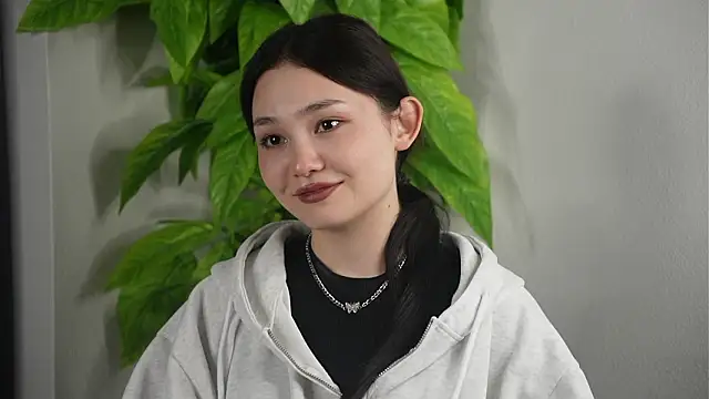 AllieGladwin online show from 03/24/26, 02:22