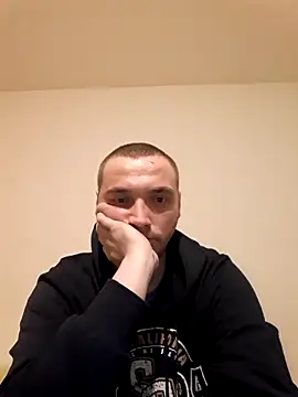 Snapshot of IconicMorning88 chatting on 03/27/26, 11:04 IconicMorning88 online show from 03/27/26, 11:04