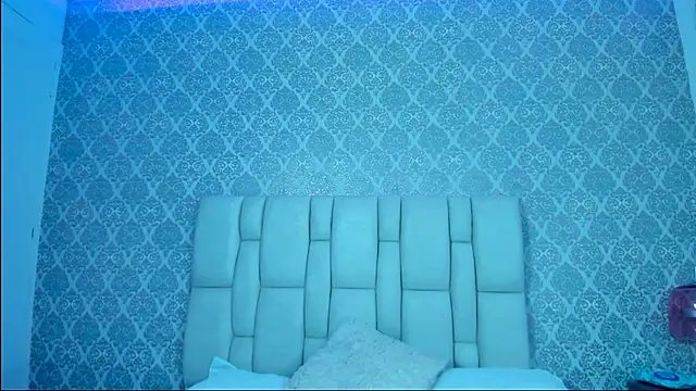 Snapshot of erizdarkveyl chatting on 06/30/26, 04:57 erizdarkveyl online show from 06/30/26, 04:57