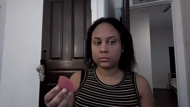 Snapshot of biancadoesit chatting on 03/29/26, 06:19 biancadoesit online show from 03/29/26, 06:19