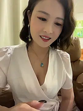 Lola666999 online show from 06/05/26, 12:17