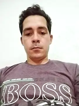 Snapshot of Gabriel_leon33 chatting on 05/19/26, 02:51 Gabriel leon33 online show from 05/19/26, 02:51