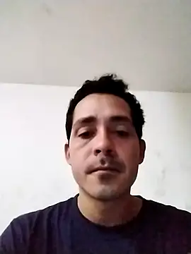 Snapshot of Gabriel_leon33 chatting on 05/24/26, 06:35 Gabriel leon33 online show from 05/24/26, 06:35