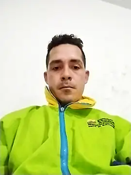 Snapshot of Gabriel_leon33 chatting on 06/10/26, 06:12 Gabriel leon33 online show from 06/10/26, 06:12