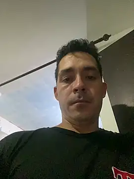 Snapshot of Gabriel_leon33 chatting on 06/21/26, 12:13 Gabriel leon33 online show from 06/21/26, 12:13