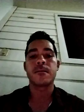 Snapshot of Gabriel_leon33 chatting on 06/24/26, 03:16 Gabriel leon33 online show from 06/24/26, 03:16