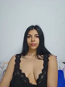 Crissdesire online show from 06/20/26, 05:43