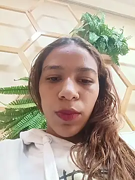 Snapshot of ValerieWoodsl chatting on 07/15/26, 06:24 ValerieWoodsl online show from 07/15/26, 06:24