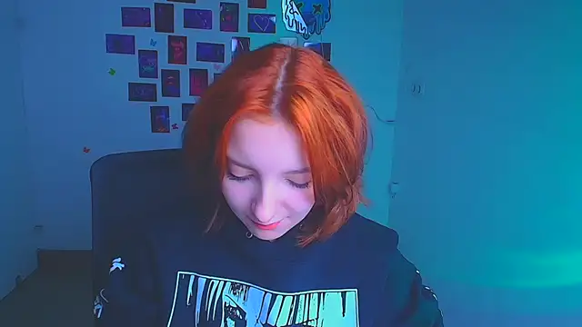 Snapshot of Butterfly_Milly chatting on 03/27/26, 12:38 Butterfly Milly online show from 03/27/26, 12:38