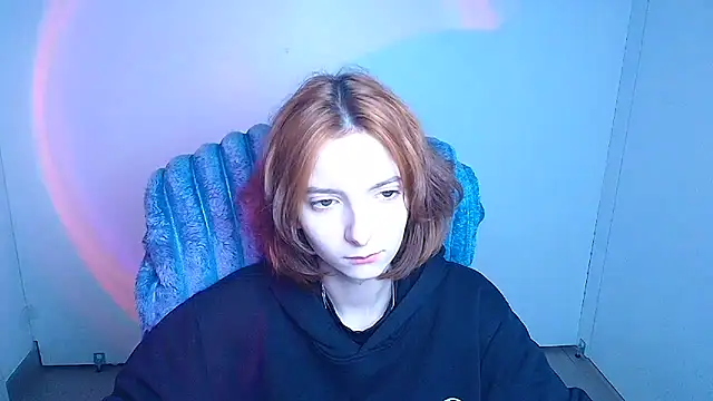Butterfly Milly online show from 04/27/26, 11:30