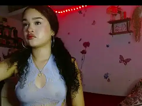 Snapshot of angel_lust1 chatting on 04/04/26, 02:10 angel lust1 online show from 04/04/26, 02:10