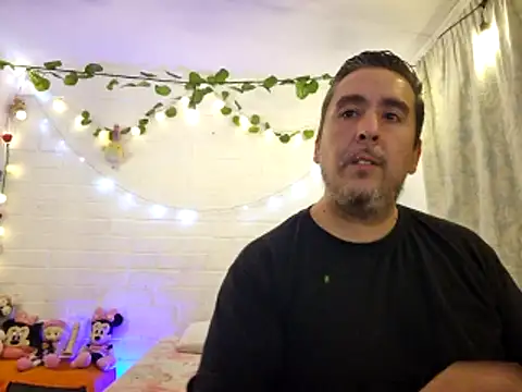 LASEXbellaX online show from 05/04/26, 02:51