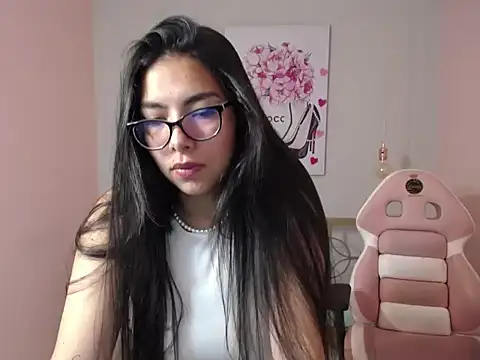 Snapshot of Selena_G_x chatting on 03/27/26, 08:52 Selena G x online show from 03/27/26, 08:52