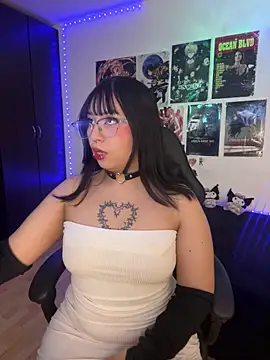 Snapshot of Hinataaa_ chatting on 05/07/26, 03:45 Hinataaa online show from 05/07/26, 03:45