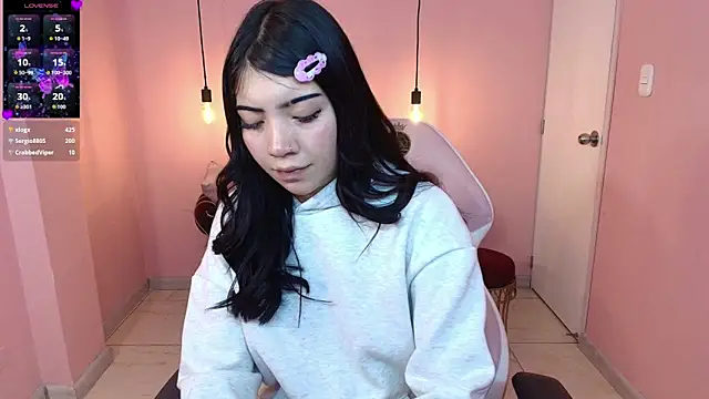 Soffi x x  online show from 06/06/26, 08:52