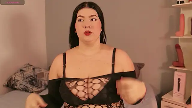 Snapshot of Ale_Silvanna chatting on 05/12/26, 08:28 Ale Silvanna online show from 05/12/26, 08:28
