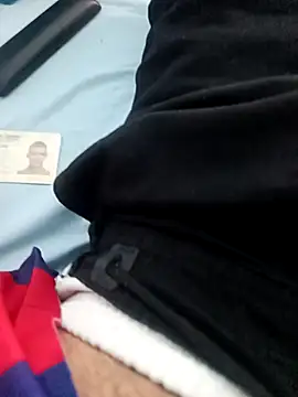 matheusoli629 online show from 03/25/26, 08:59