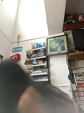 Sofiiwebbs online show from 04/29/26, 08:04