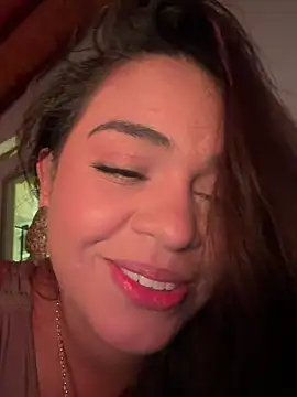 Snapshot of alana_dantes_ chatting on 06/13/26, 03:43 alana dantes online show from 06/13/26, 03:43