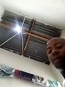 Snapshot of 1Qua chatting on 04/06/26, 05:41 1Qua online show from 04/06/26, 05:41