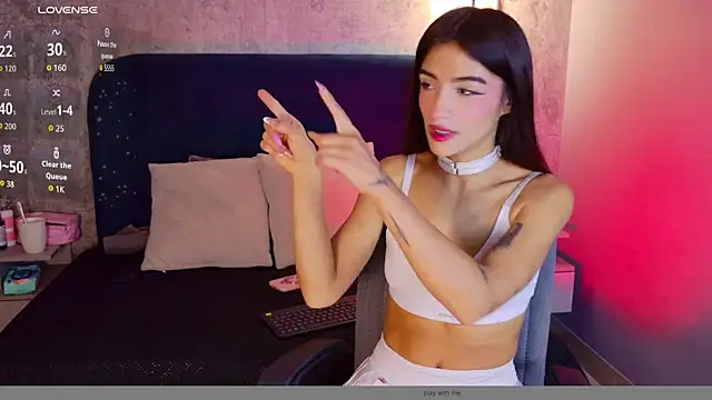 Charlott  18 online show from 06/24/26, 02:05
