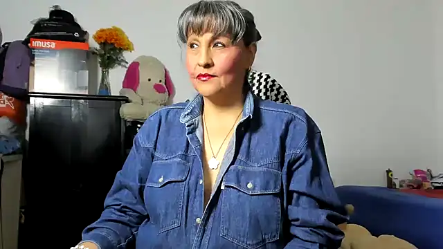 Merlyna Goldenss online show from 04/30/26, 04:30