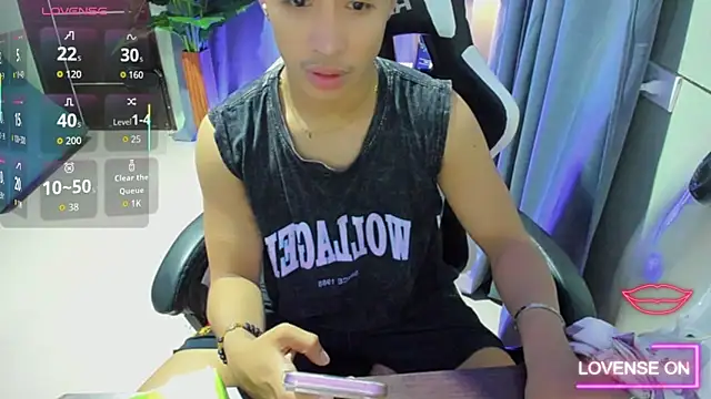 Molly McQueen online show from 03/27/26, 05:24