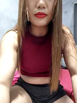 Snapshot of xinhxinh-cute chatting on 04/18/26, 02:43 xinhxinh-cute online show from 04/18/26, 02:43