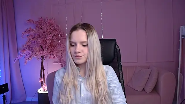 SherriButlers online show from 04/13/26, 09:15