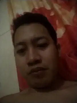 Snapshot of polly08 chatting on 04/06/26, 01:56 polly08 online show from 04/06/26, 01:56