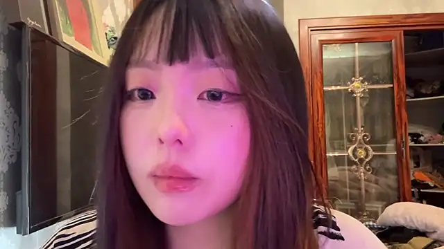 thelittlexx online show from 04/17/26, 07:44