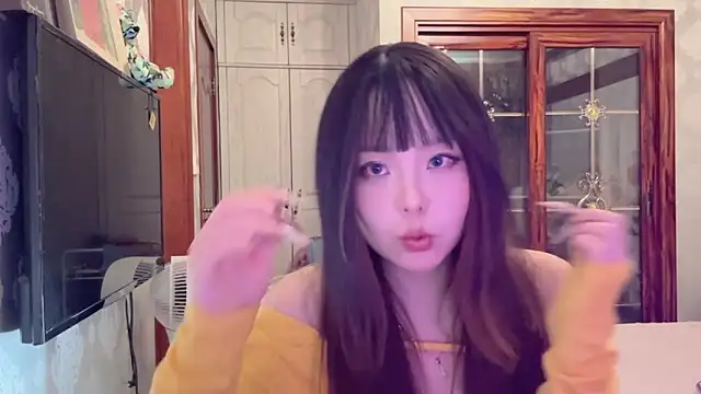 thelittlexx online show from 04/22/26, 07:44