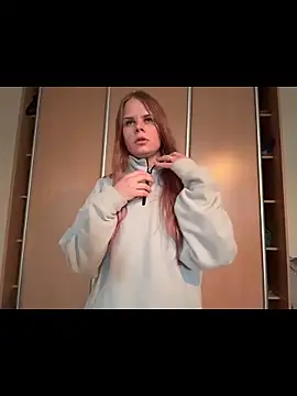 Snapshot of MaryMathews chatting on 03/29/26, 09:42 MaryMathews online show from 03/29/26, 09:42