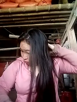Snapshot of Smile-x chatting on 04/03/26, 12:52 Smile-x online show from 04/03/26, 12:52