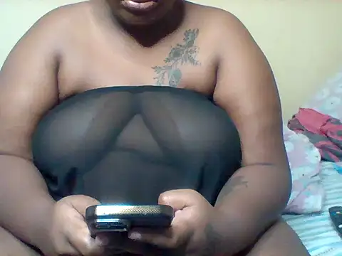 Snapshot of bunny_jay chatting on 05/29/26, 05:49 bunny jay online show from 05/29/26, 05:49