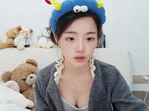 cc-8 online show from 03/29/26, 01:44