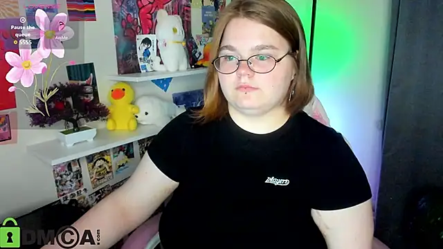 Snapshot of Maneela_Kennedy chatting on 05/16/26, 11:53 Maneela Kennedy online show from 05/16/26, 11:53