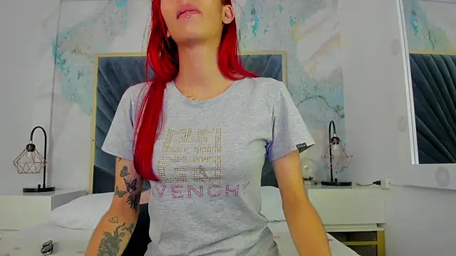 Snapshot of Derieri_Blush chatting on 07/13/26, 04:54 Derieri Blush online show from 07/13/26, 04:54