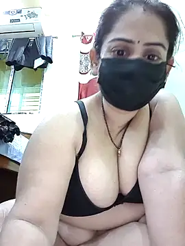 Snapshot of sonalidey5564 chatting on 05/29/26, 08:56 sonalidey5564 online show from 05/29/26, 08:56