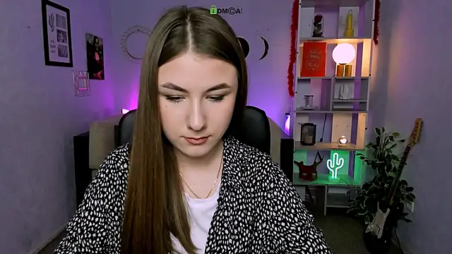 luna wisper online show from 04/03/26, 01:20