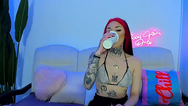 Snapshot of Cassy-Foxy chatting on 03/29/26, 05:18 Cassy-Foxy online show from 03/29/26, 05:18