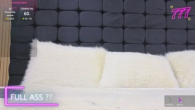 messy-saray online show from 04/01/26, 01:34