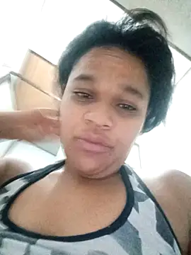 Snapshot of sexybronwgirl chatting on 04/04/26, 10:02 sexybronwgirl online show from 04/04/26, 10:02