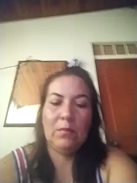 Snapshot of roxanne_xxx chatting on 04/09/26, 02:00 roxanne xxx online show from 04/09/26, 02:00