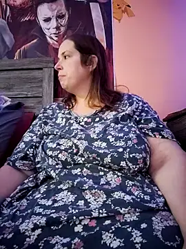 023thickandjuicy07 online show from 05/10/26, 09:31